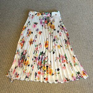 Zara Floral Pleated Maxi Skirt